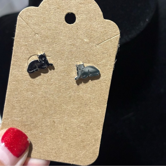 Lounging Loaf Cat - Stainless Steel, Stud-Style Earrings, Cat Kitty Silouhette! - Picture 5 of 7